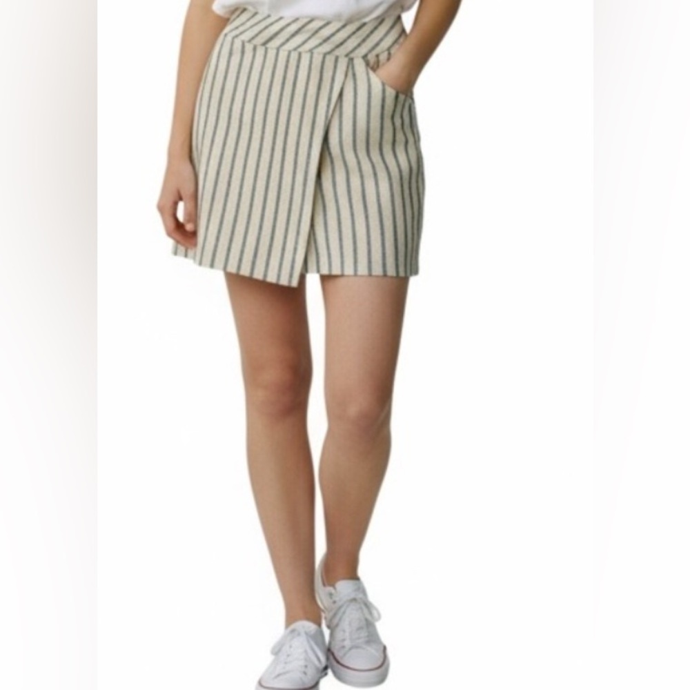 J. Crew 100% Linen Striped Skirt – Size 10 NWT